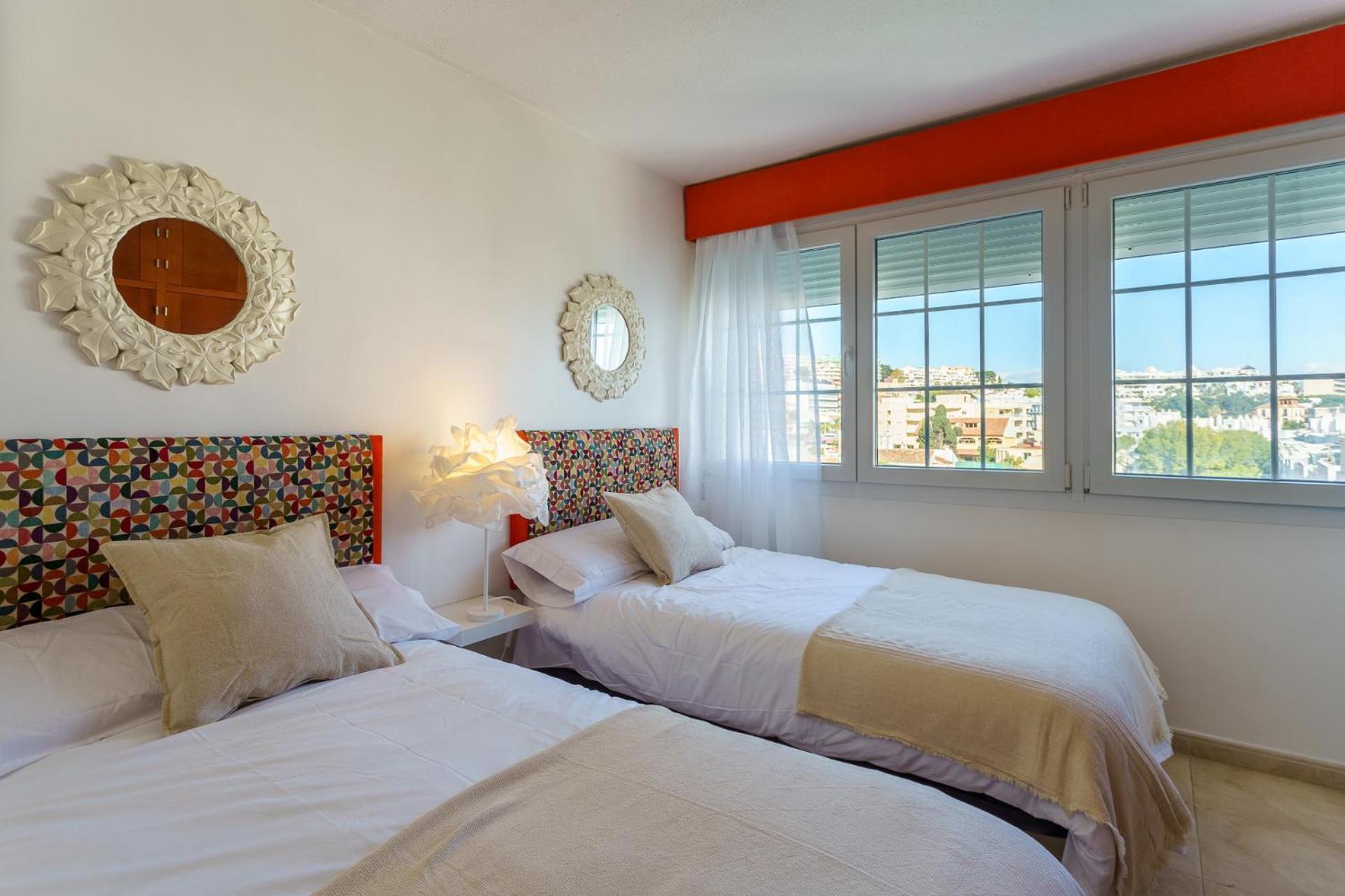 Malagasuite Carihuela Apartments Torremolinos Extérieur photo